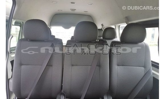 Buy Import Toyota Hiace White Car in Import - Dubai in Bumthang Buy Import Toyota Hiace White Car in Import - Dubai in Bumthang