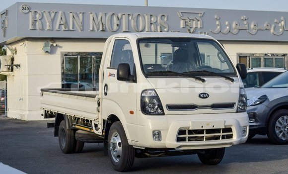 Buy Import Kia Carens White Car in Import - Dubai in Bumthang Buy Import Kia Carens White Car in Import - Dubai in Bumthang