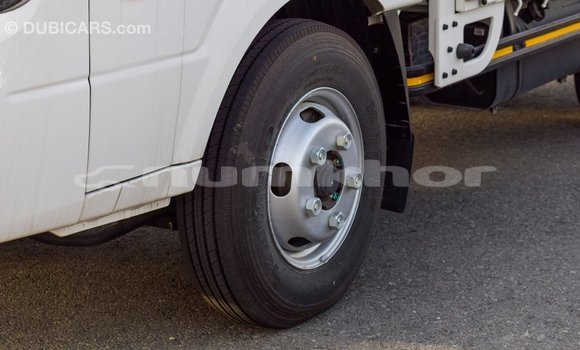 Buy Import Kia Carens White Car in Import - Dubai in Bumthang Buy Import Kia Carens White Car in Import - Dubai in Bumthang