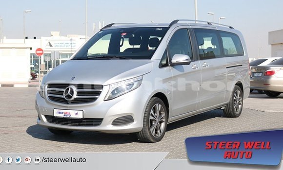 Buy Import Mercedes-Benz 250 Other Car in Import - Dubai in Bumthang Buy Import Mercedes-Benz 250 Other Car in Import - Dubai in Bumthang