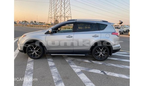 Buy Import Toyota 4Runner Other Car in Import - Dubai in Bumthang Buy Import Toyota 4Runner Other Car in Import - Dubai in Bumthang