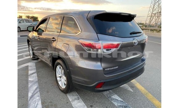 Buy Import Toyota Highlander Other Car in Import - Dubai in Bumthang Buy Import Toyota Highlander Other Car in Import - Dubai in Bumthang