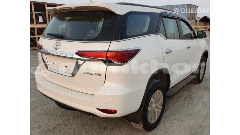 Big with watermark toyota fortuner bumthang import dubai 3305