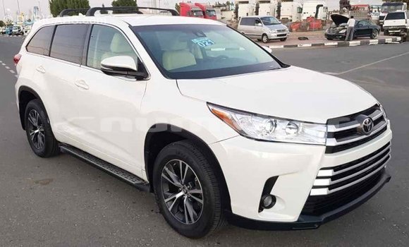 Buy Import Toyota Highlander White Car in Import - Dubai in Bumthang Buy Import Toyota Highlander White Car in Import - Dubai in Bumthang