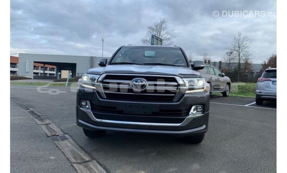 Buy Import Toyota Land Cruiser Black Car in Import - Dubai in Bumthang Buy Import Toyota Land Cruiser Black Car in Import - Dubai in Bumthang