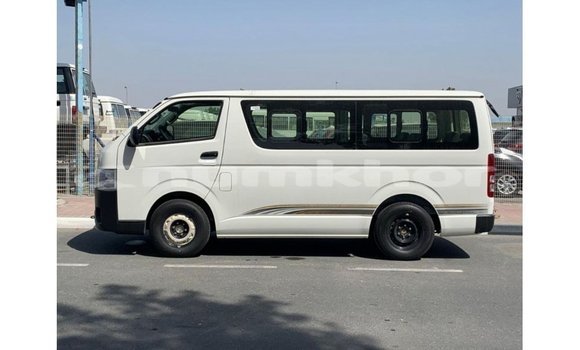 Buy Import Toyota Hiace White Car in Import - Dubai in Bumthang Buy Import Toyota Hiace White Car in Import - Dubai in Bumthang