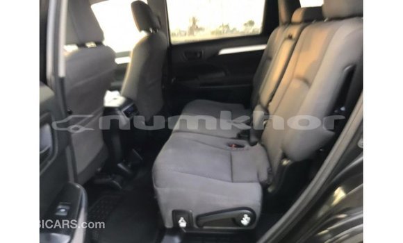 Buy Import Toyota Highlander Black Car in Import - Dubai in Bumthang Buy Import Toyota Highlander Black Car in Import - Dubai in Bumthang