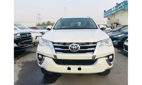 Buy Import Toyota Fortuner White Car in Import - Dubai in Bumthang Buy Import Toyota Fortuner White Car in Import - Dubai in Bumthang