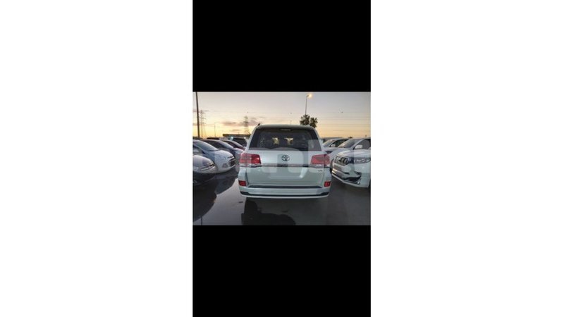 Big with watermark toyota land cruiser bumthang import dubai 3318