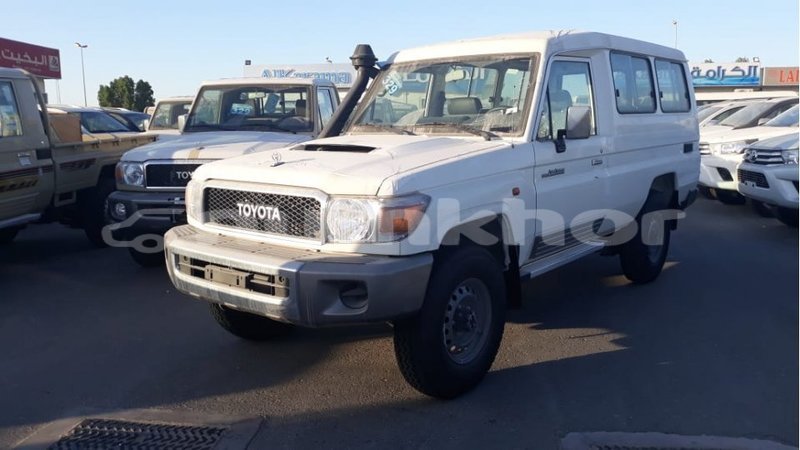 Big with watermark toyota land cruiser bumthang import dubai 3319