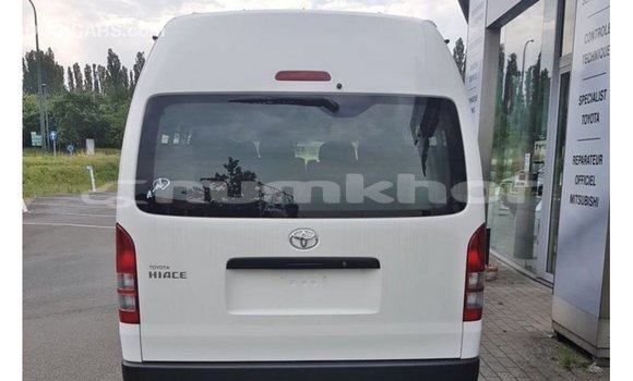 Buy Import Toyota Hiace White Car in Import - Dubai in Bumthang Buy Import Toyota Hiace White Car in Import - Dubai in Bumthang