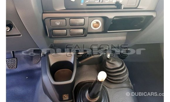 Buy Import Toyota Land Cruiser White Car in Import - Dubai in Bumthang Buy Import Toyota Land Cruiser White Car in Import - Dubai in Bumthang