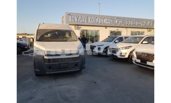Buy Import Toyota Hiace White Car in Import - Dubai in Bumthang Buy Import Toyota Hiace White Car in Import - Dubai in Bumthang