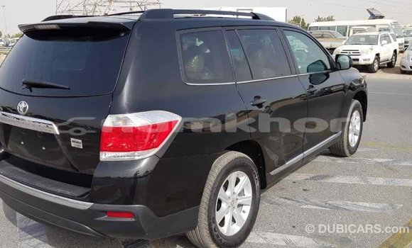 Buy Import Toyota Highlander Black Car in Import - Dubai in Bumthang Buy Import Toyota Highlander Black Car in Import - Dubai in Bumthang