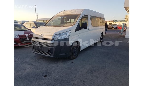 Buy Import Toyota Hiace White Car in Import - Dubai in Bumthang Buy Import Toyota Hiace White Car in Import - Dubai in Bumthang