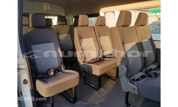 Buy Import Toyota Hiace White Car in Import - Dubai in Bumthang Buy Import Toyota Hiace White Car in Import - Dubai in Bumthang