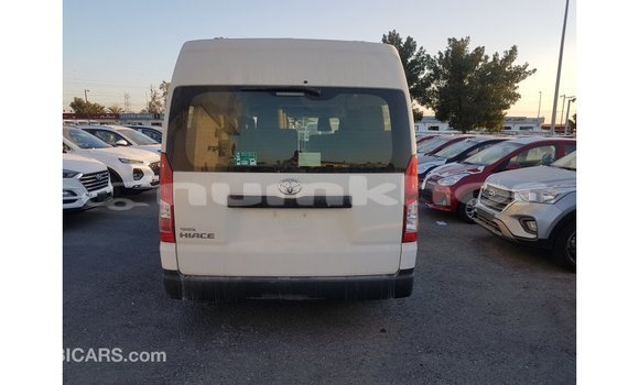 Buy Import Toyota Hiace White Car in Import - Dubai in Bumthang Buy Import Toyota Hiace White Car in Import - Dubai in Bumthang