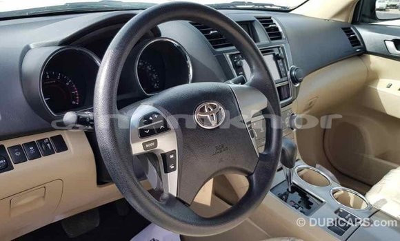 Buy Import Toyota Highlander Black Car in Import - Dubai in Bumthang Buy Import Toyota Highlander Black Car in Import - Dubai in Bumthang
