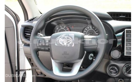 Buy Import Toyota Hilux White Car in Import - Dubai in Bumthang Buy Import Toyota Hilux White Car in Import - Dubai in Bumthang