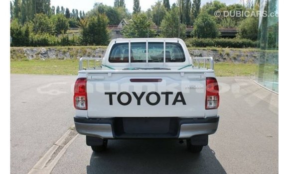 Buy Import Toyota Hilux White Car in Import - Dubai in Bumthang Buy Import Toyota Hilux White Car in Import - Dubai in Bumthang