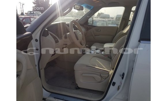 Buy Import Nissan Patrol White Car in Import - Dubai in Bumthang Buy Import Nissan Patrol White Car in Import - Dubai in Bumthang