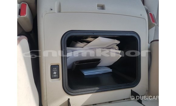 Buy Import Nissan Patrol White Car in Import - Dubai in Bumthang Buy Import Nissan Patrol White Car in Import - Dubai in Bumthang