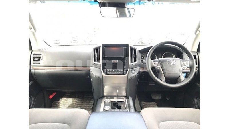 Big with watermark toyota land cruiser bumthang import dubai 3345