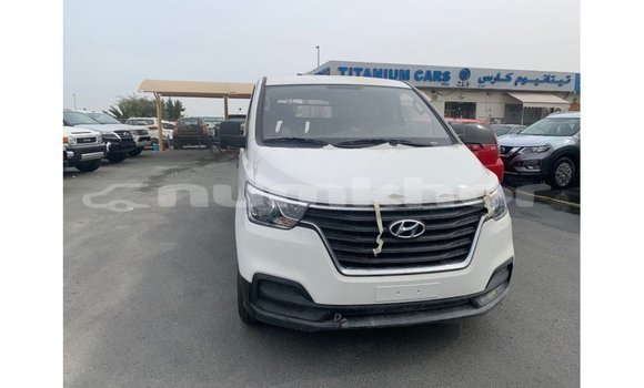 Buy Import Hyundai Cargo White Car in Import - Dubai in Bumthang Buy Import Hyundai Cargo White Car in Import - Dubai in Bumthang