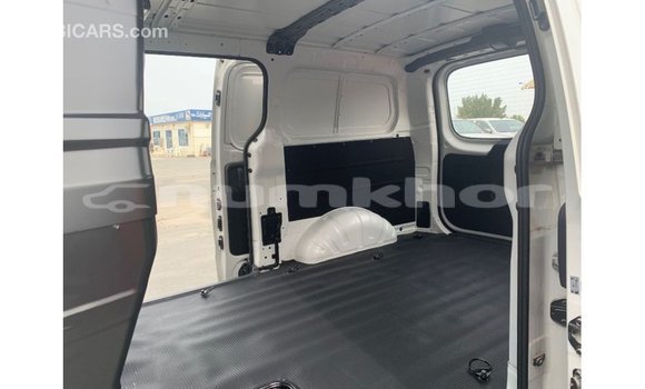 Buy Import Hyundai Cargo White Car in Import - Dubai in Bumthang Buy Import Hyundai Cargo White Car in Import - Dubai in Bumthang