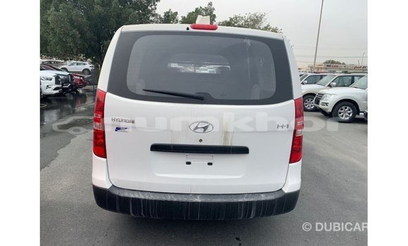 Buy Import Hyundai Cargo White Car in Import - Dubai in Bumthang Buy Import Hyundai Cargo White Car in Import - Dubai in Bumthang