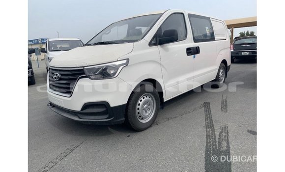 Buy Import Hyundai Cargo White Car in Import - Dubai in Bumthang Buy Import Hyundai Cargo White Car in Import - Dubai in Bumthang