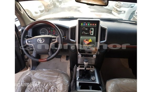 Buy Import Toyota Land Cruiser Other Car in Import - Dubai in Bumthang Buy Import Toyota Land Cruiser Other Car in Import - Dubai in Bumthang