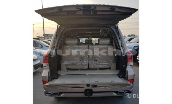 Buy Import Toyota Land Cruiser Other Car in Import - Dubai in Bumthang Buy Import Toyota Land Cruiser Other Car in Import - Dubai in Bumthang