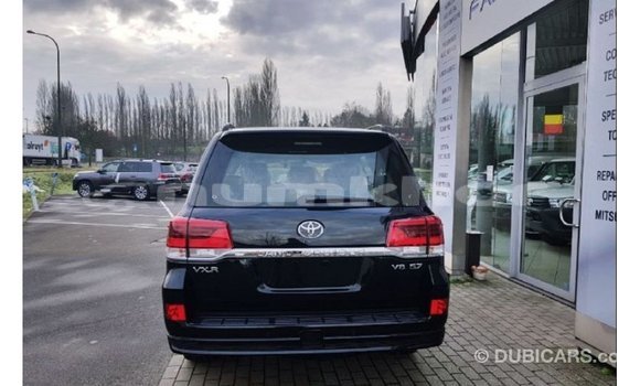 Buy Import Toyota Land Cruiser Black Car in Import - Dubai in Bumthang Buy Import Toyota Land Cruiser Black Car in Import - Dubai in Bumthang