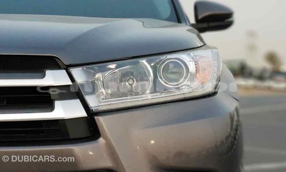 Buy Import Toyota Highlander Other Car in Import - Dubai in Bumthang Buy Import Toyota Highlander Other Car in Import - Dubai in Bumthang