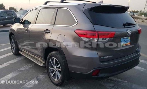 Buy Import Toyota Highlander Other Car in Import - Dubai in Bumthang Buy Import Toyota Highlander Other Car in Import - Dubai in Bumthang