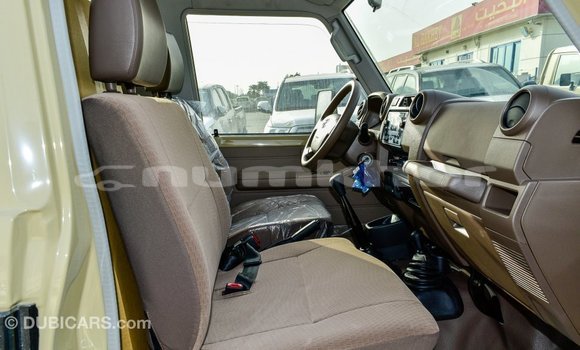 Buy Import Toyota Land Cruiser Beige Car in Import - Dubai in Bumthang Buy Import Toyota Land Cruiser Beige Car in Import - Dubai in Bumthang