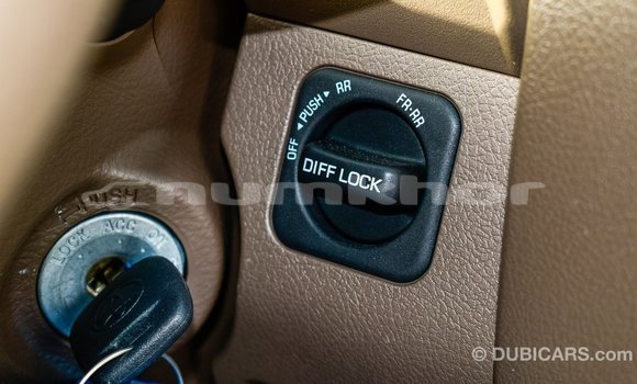 Buy Import Toyota Land Cruiser Beige Car in Import - Dubai in Bumthang Buy Import Toyota Land Cruiser Beige Car in Import - Dubai in Bumthang