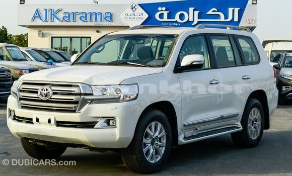 Buy Import Toyota Land Cruiser White Car in Import - Dubai in Bumthang Buy Import Toyota Land Cruiser White Car in Import - Dubai in Bumthang