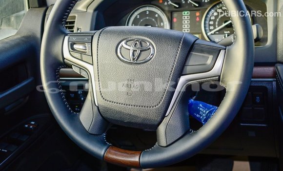 Buy Import Toyota Land Cruiser White Car in Import - Dubai in Bumthang Buy Import Toyota Land Cruiser White Car in Import - Dubai in Bumthang
