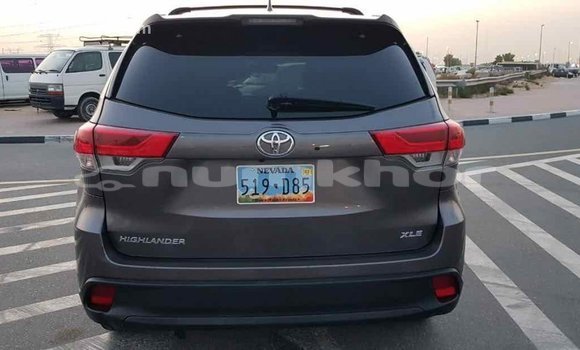 Buy Import Toyota Highlander Other Car in Import - Dubai in Bumthang Buy Import Toyota Highlander Other Car in Import - Dubai in Bumthang