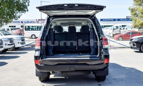 Buy Import Toyota Land Cruiser Black Car in Import - Dubai in Bumthang Buy Import Toyota Land Cruiser Black Car in Import - Dubai in Bumthang