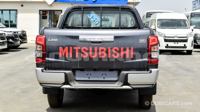 Big with watermark mitsubishi l200 bumthang import dubai 3374
