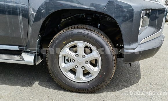 Buy Import Mitsubishi L200 Other Car in Import - Dubai in Bumthang Buy Import Mitsubishi L200 Other Car in Import - Dubai in Bumthang