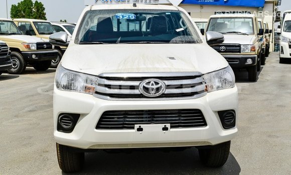 Buy Import Toyota Hilux White Car in Import - Dubai in Bumthang Buy Import Toyota Hilux White Car in Import - Dubai in Bumthang