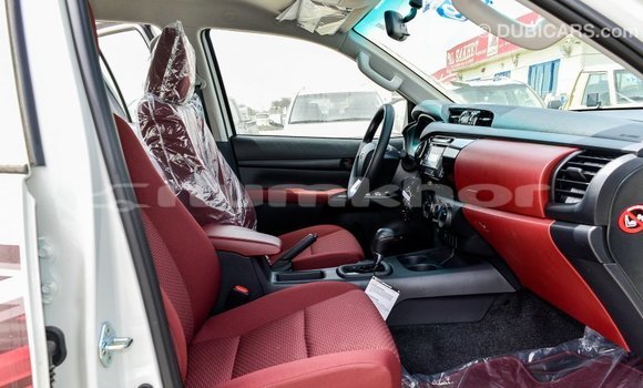 Buy Import Toyota Hilux White Car in Import - Dubai in Bumthang Buy Import Toyota Hilux White Car in Import - Dubai in Bumthang