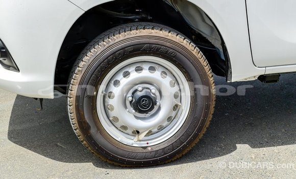 Buy Import Toyota Hilux White Car in Import - Dubai in Bumthang Buy Import Toyota Hilux White Car in Import - Dubai in Bumthang
