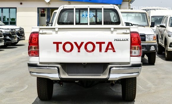 Buy Import Toyota Hilux White Car in Import - Dubai in Bumthang Buy Import Toyota Hilux White Car in Import - Dubai in Bumthang