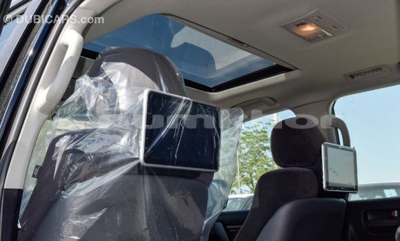 Buy Import Toyota Land Cruiser Black Car in Import - Dubai in Bumthang Buy Import Toyota Land Cruiser Black Car in Import - Dubai in Bumthang