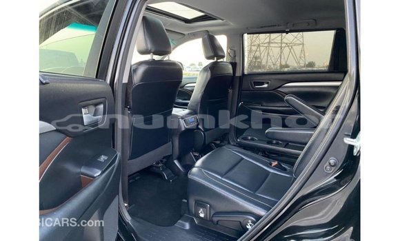 Buy Import Toyota Highlander Black Car in Import - Dubai in Bumthang Buy Import Toyota Highlander Black Car in Import - Dubai in Bumthang
